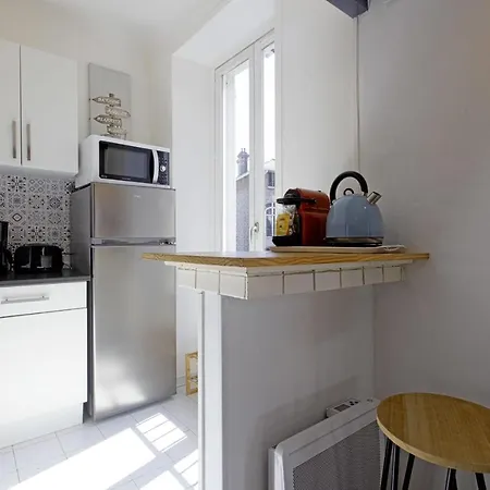 Charming 1br At The Heart Of 5 Min Walking To The Beach - Welkeys Апартаменты *